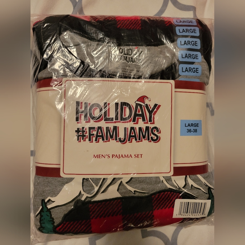 Mens holiday pajama set